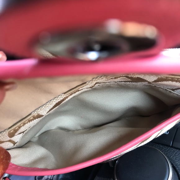 Coach Wristlet - Picture 6 of 7